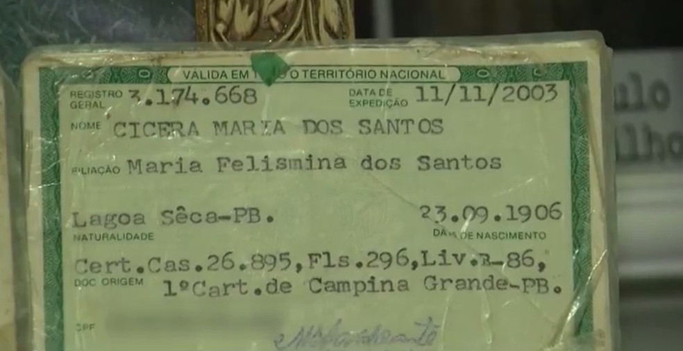 Documento de identidade de Cícera Maria dos Santos — Foto: TV Paraíba/Reprodução