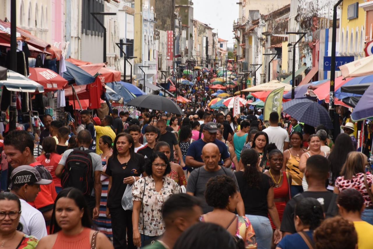 População no MA começará a encolher em 2034 e 39% serão idosos em 2070, aponta IBGE