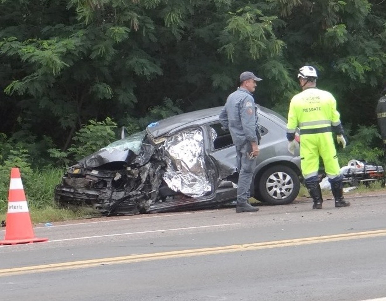 Grave acidente mata mulher e deixa outras duas feridas em rodovia no interior de SP