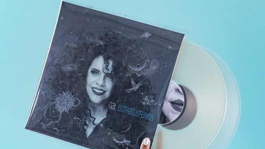 Os 80 anos de Gal Costa motivam três edições digitais e (outro) LP do álbum ‘Estratosférica’, com efeitos na capa -