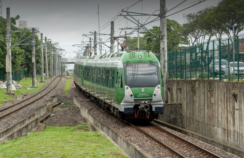 Linha Sul do Metrô de Fortaleza, no sentido de Fortaleza para a cidade de Pacatuba, tem funcionamento suspenso por conta do furto de cabos da rede aérea.  — Foto: Metrofor/ Divulgação