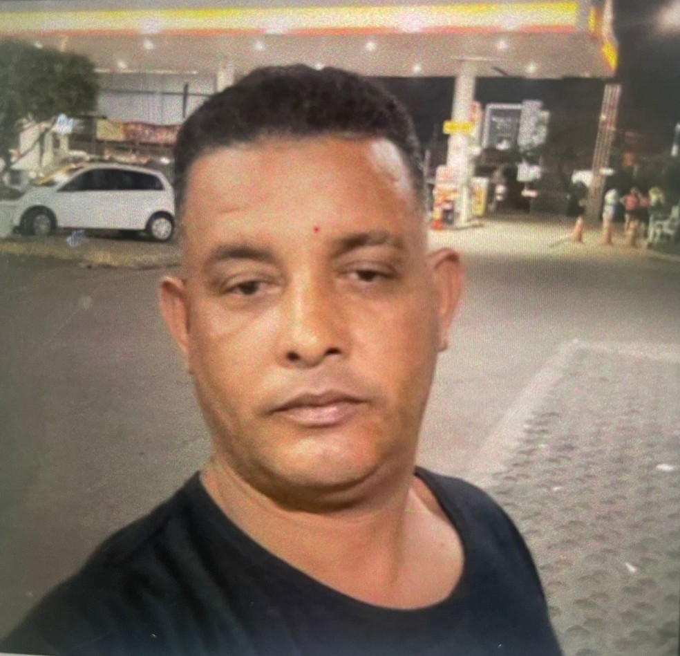Eliandro da Silva Santana, de 43 anos, desapareceu no último domingo (28), em Cuiabá. — Foto: Reprodução