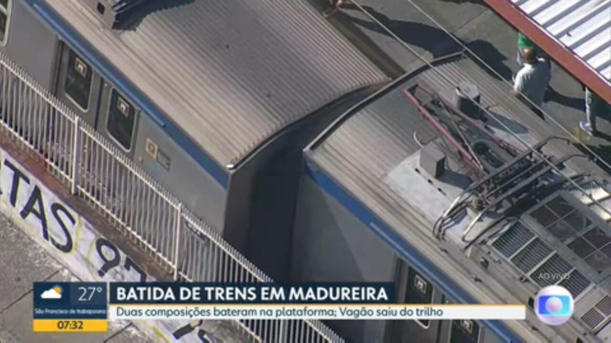 Trens batem, e um dos vagões sai dos trilhos na estação de Madureira ...