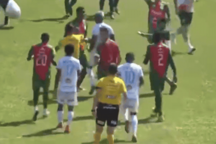 Final do Paulistão A3 termina com confusão generalizada; VÍDEO