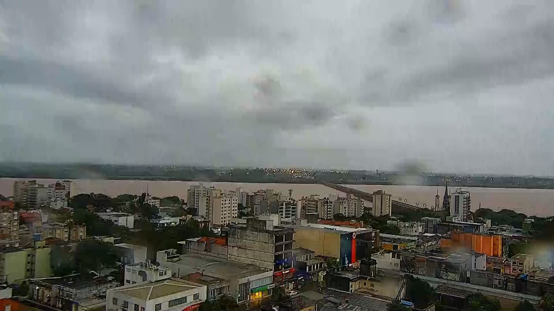 Com previsão de ciclone para esta semana, órgão nacional aponta alta chance de inundação em rio do RS