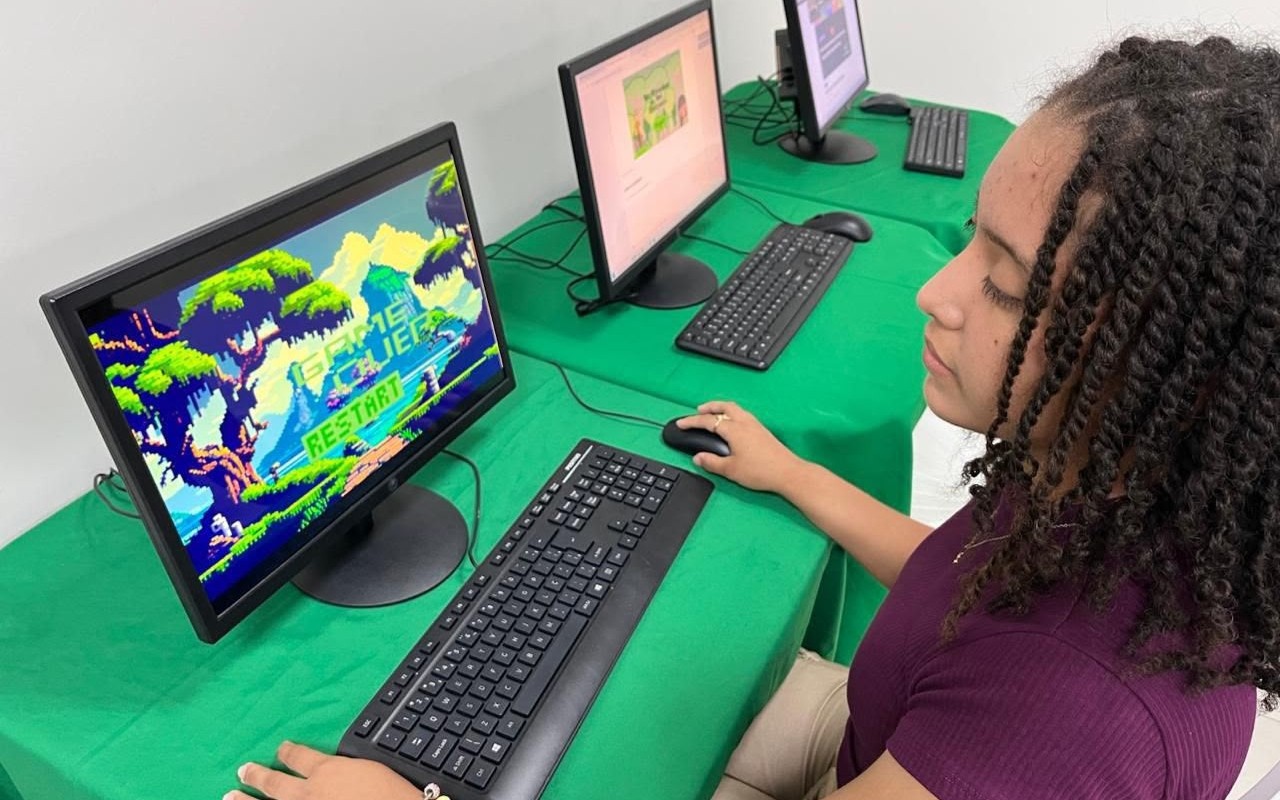 Inscrições para meninas desenvolverem jogos e concorrerem a prêmios terminam nesta terça-feira (15) em Manaus; saiba como participar