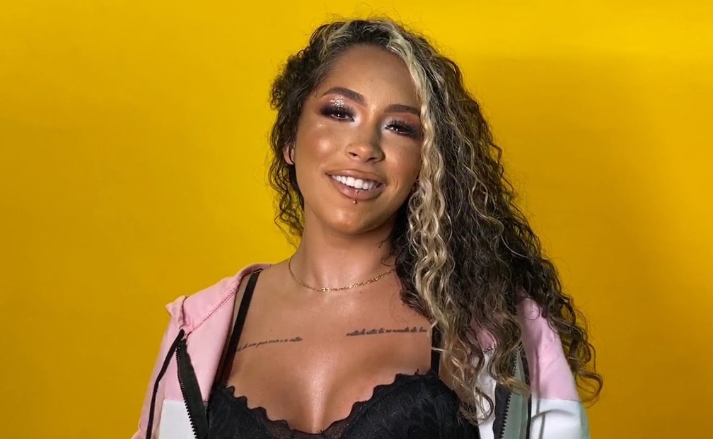 MC Mika começou na igreja evangélica, foi dançar em clipes e virou  revelação do funk | Música | G1