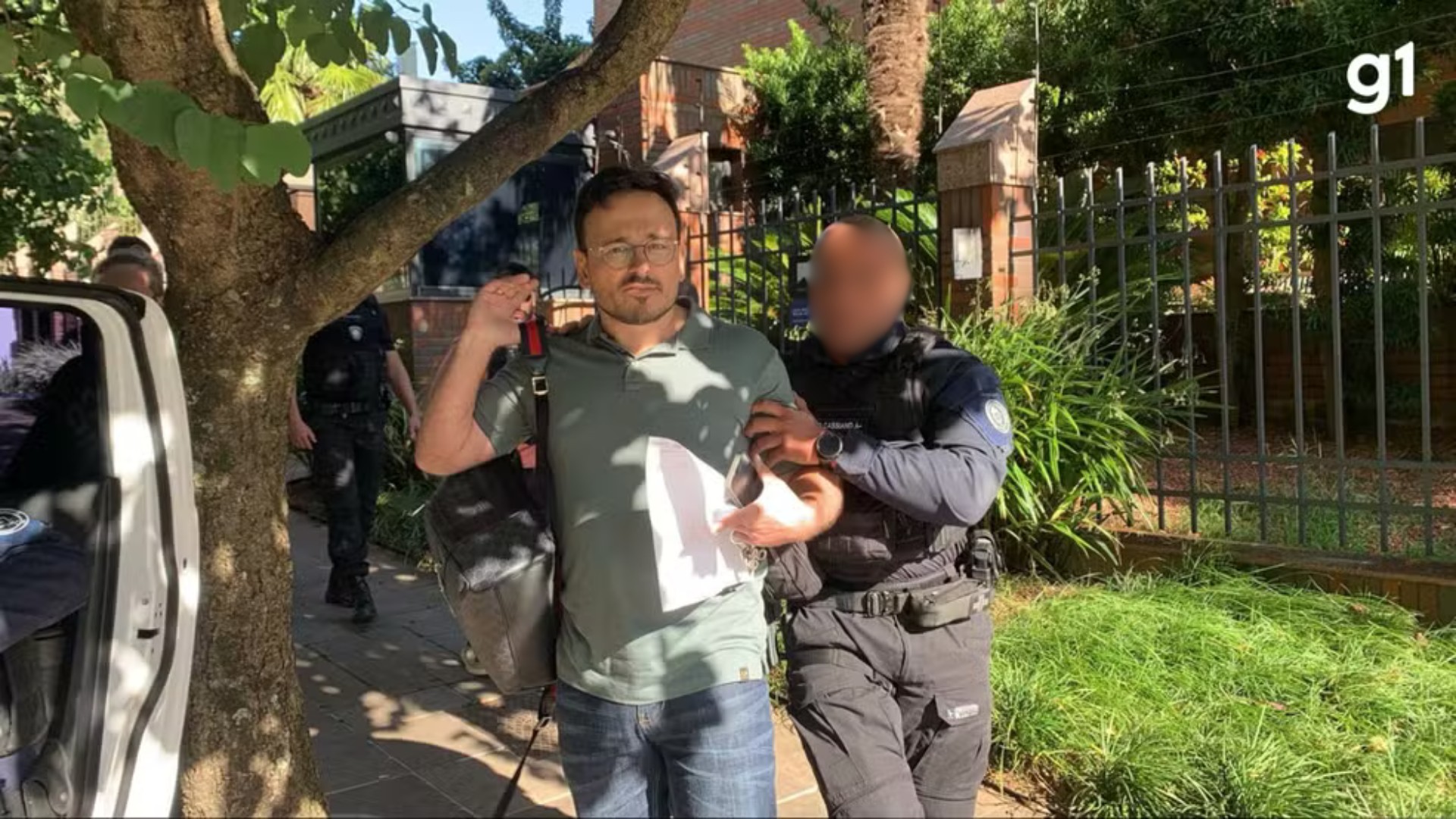 Professor de Direito denunciado por estupro e outros crimes contra 10 mulheres no RS é preso