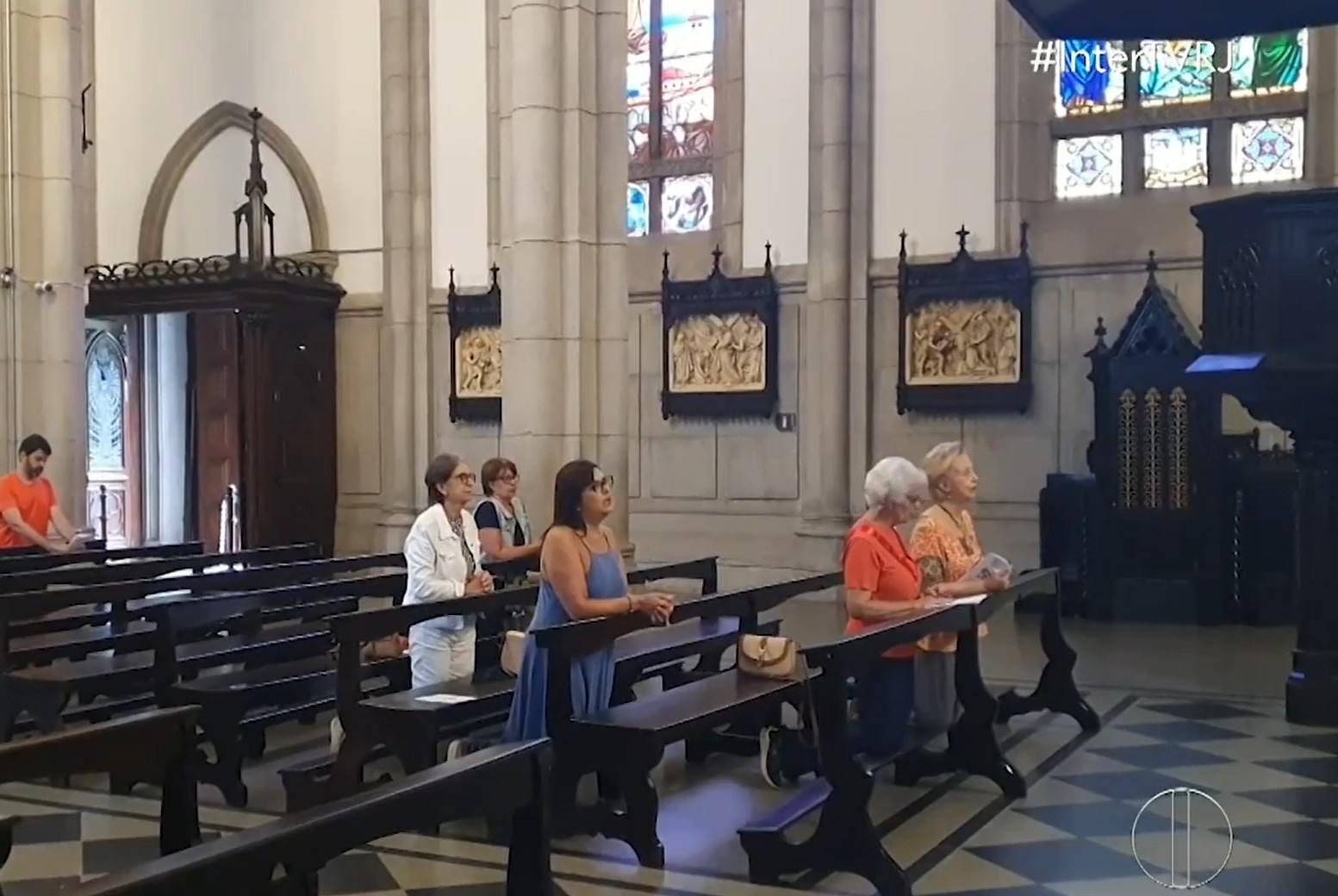 Missa na Catedral de Petrópolis homenageia vítimas de tragédia climática que completou dois anos