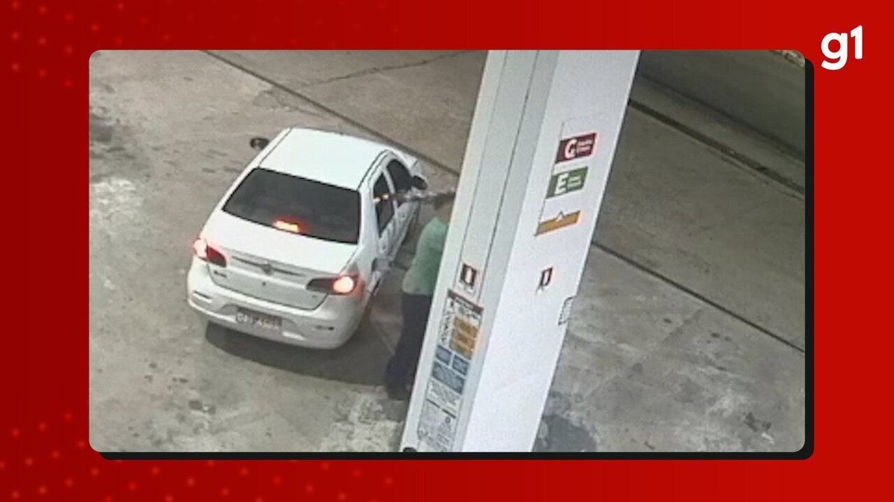 VÍDEO: Homem é morto a tiros dentro de táxi em posto de gasolina no interior do AM