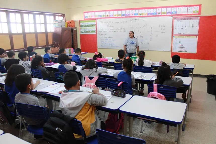 Programa Criança Alfabetizada oferta 126 bolsas para educadores no Amapá