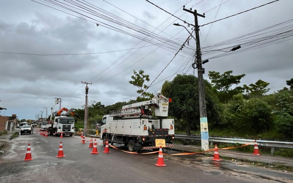 Energisa atua para restabelecer serviço no Bairro Marivan — Foto: Energisa