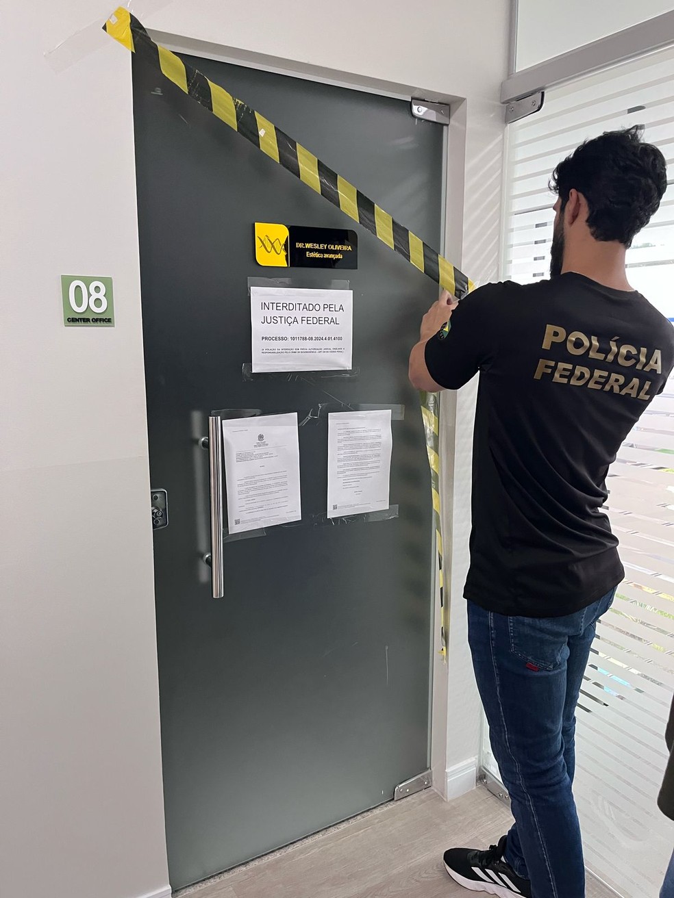 Polícia Federal interditou clínica em Rio Branco — Foto: Divulgação/ CRM-AC