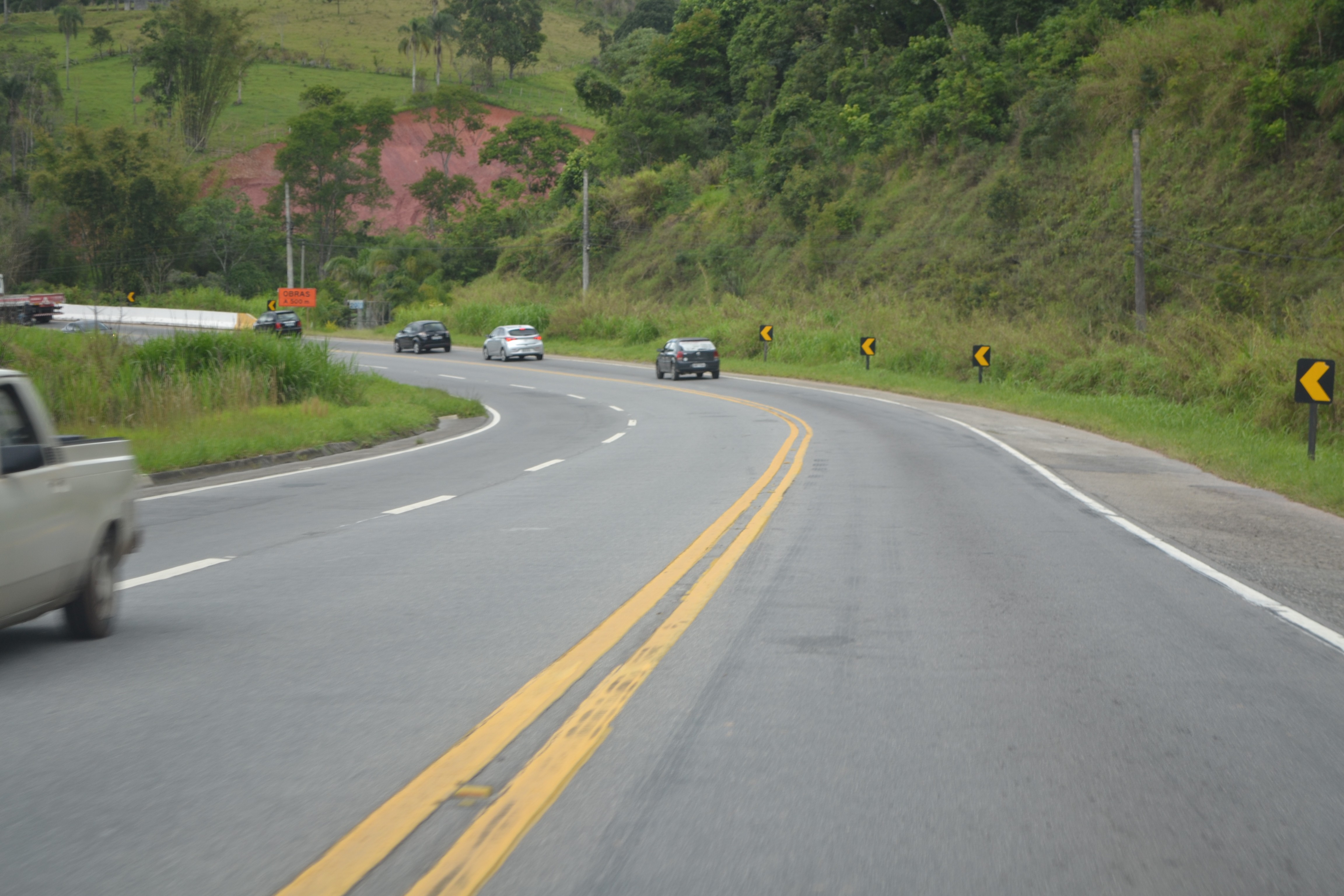 Cobrança do pedágio na Mogi-Dutra e Mogi-Bertioga tem início neste sábado; entenda como funciona pagamento