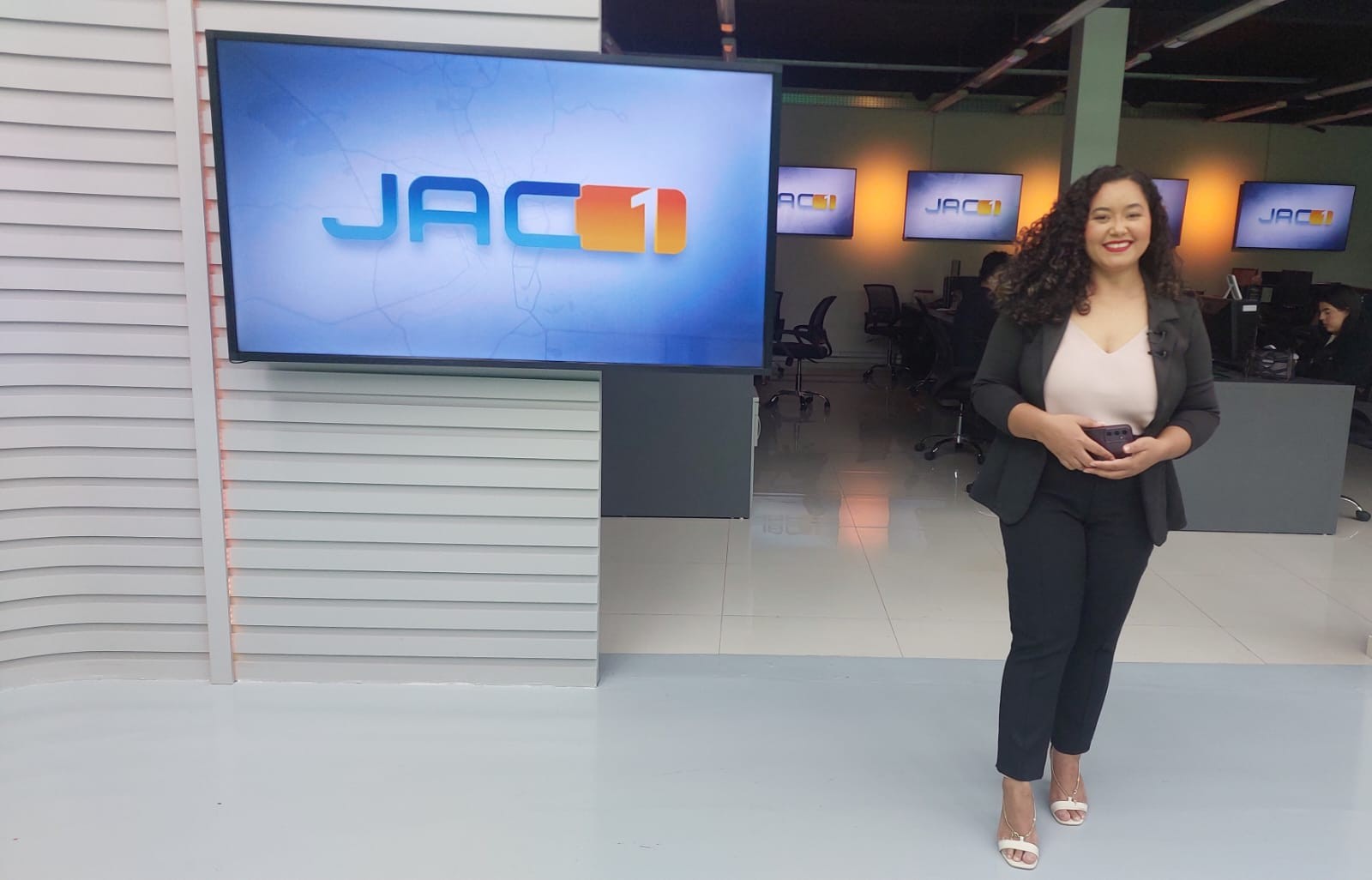 AO VIVO: Assista ao JAC1 com Quésia Melo