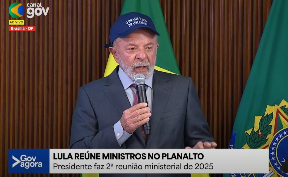 Lula em abertura da reunião ministerial. — Foto: Reprodução/ CanalGov