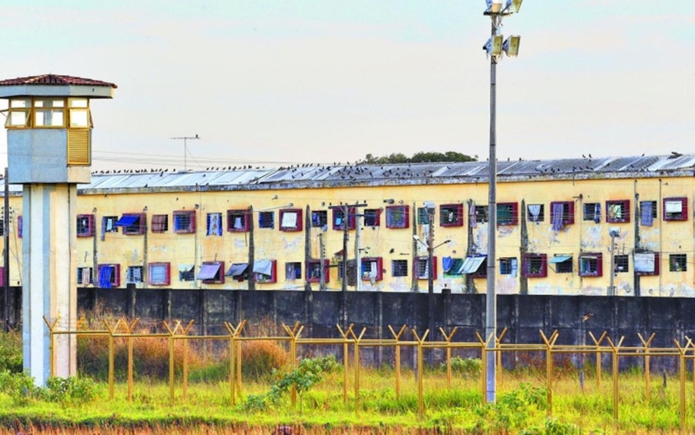 Governo abre inscrições para processo seletivo com mais de 1 mil vagas para vigilante penitenciário temporário em Goiás