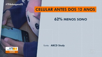 Estudo aponta que uso precoce do celular pode afetar sono na infância