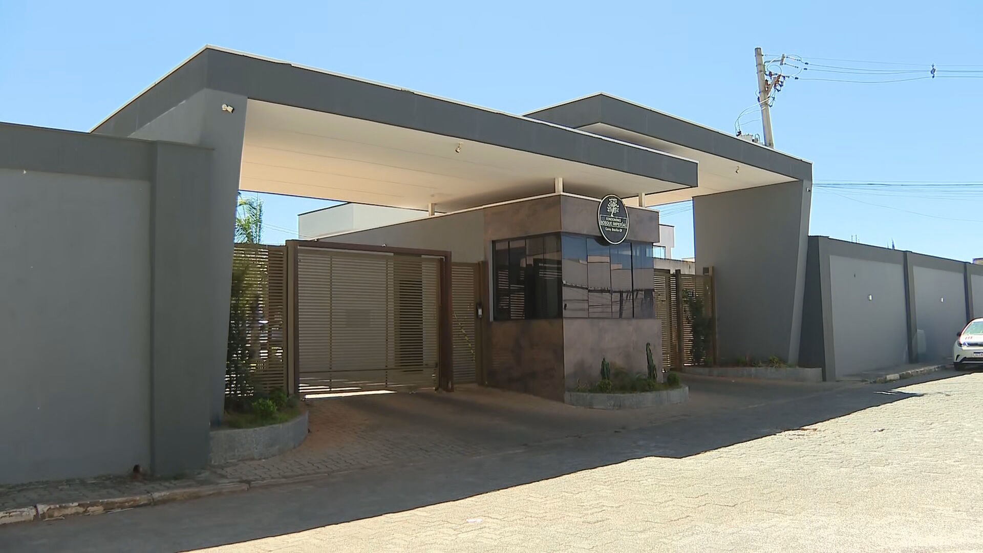 Casal é encontrado morto dentro de casa em condomínio no DF