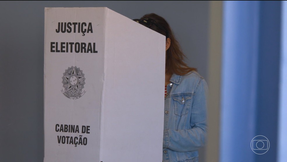 1 de 2
Elei&ccedil;&otilde;es do segundo turno acontecem neste domingo (25) &mdash; Foto: Jornal Nacional/ Reprodu&ccedil;&atilde;o