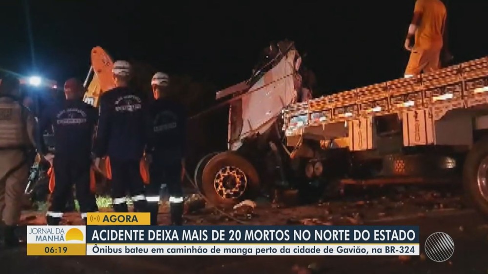 Acidente deixa 24 pessoas mortas no norte da Bahia
