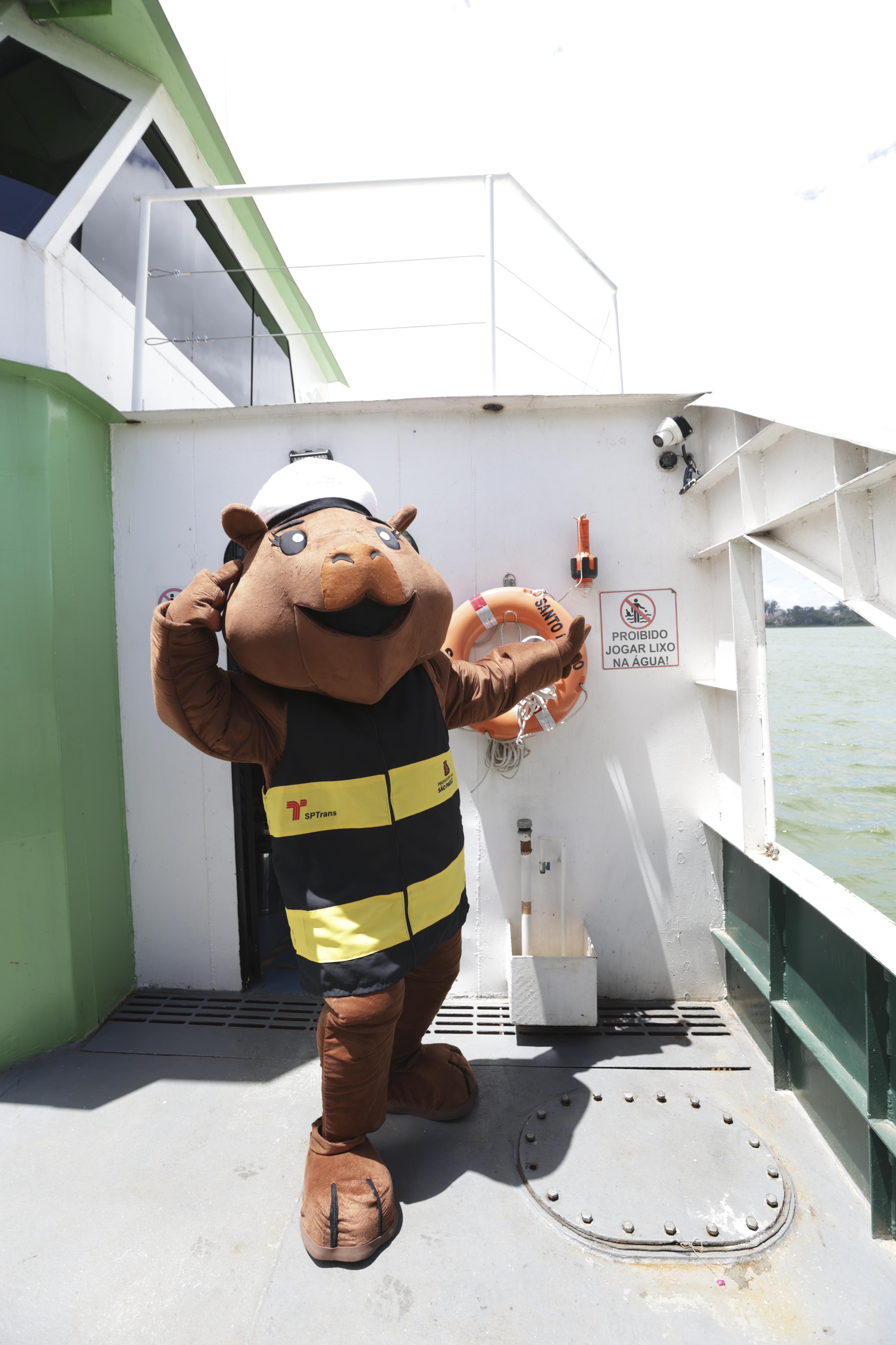 Novo mascote do transporte hidroviário de SP, que é uma capivara, tem nome escolhido: Capi Tânia
