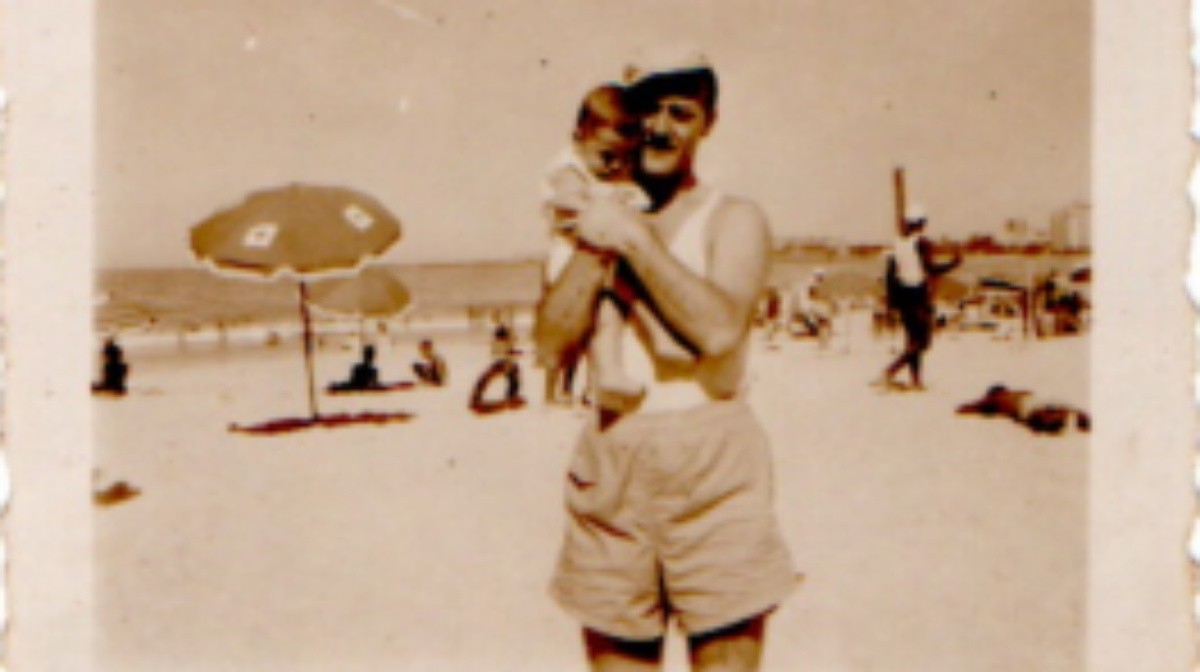Livro resgata a Copacabana dos anos 50 e 60 pelas memórias de jornalista