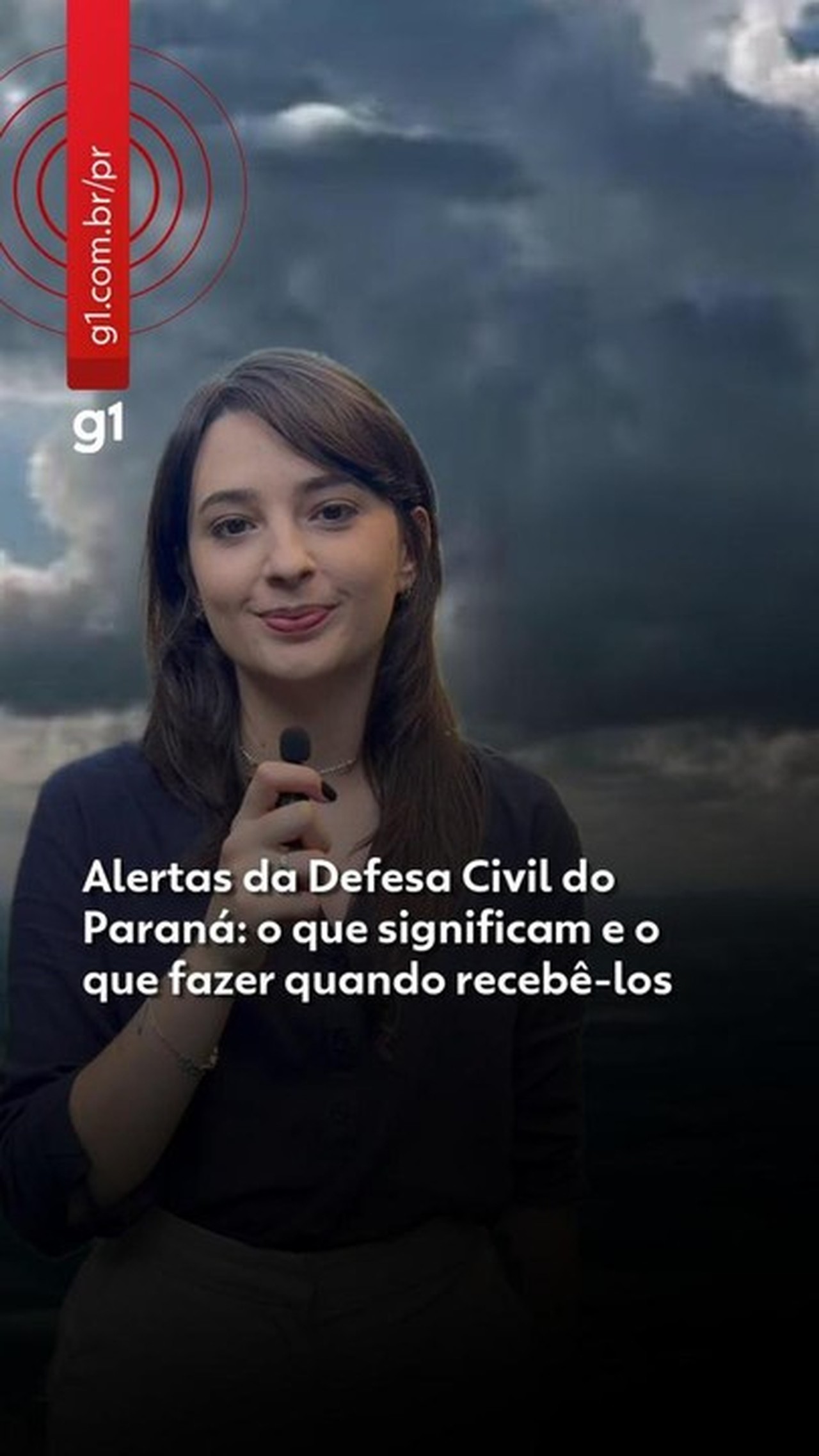 Cobertura de casa arrancada, queda de árvores e falta de energia: temporais deixam estragos em cidades do Paraná 