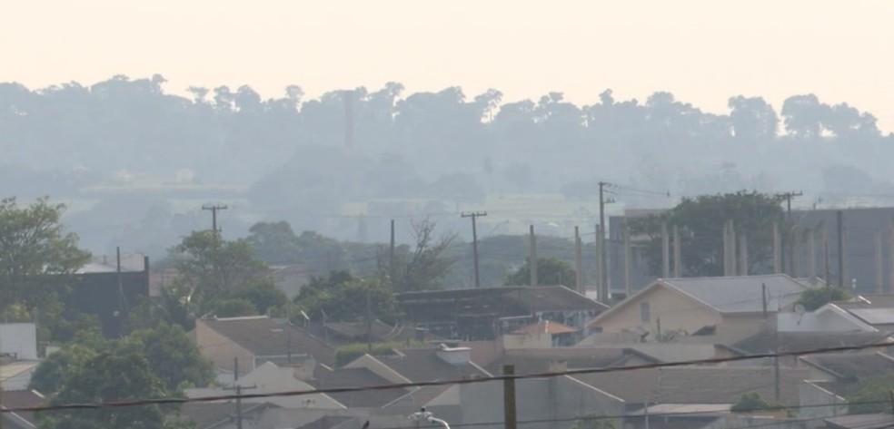 Fumaça de incêndios no Pantanal chegou ao Paraná — Foto: RPC