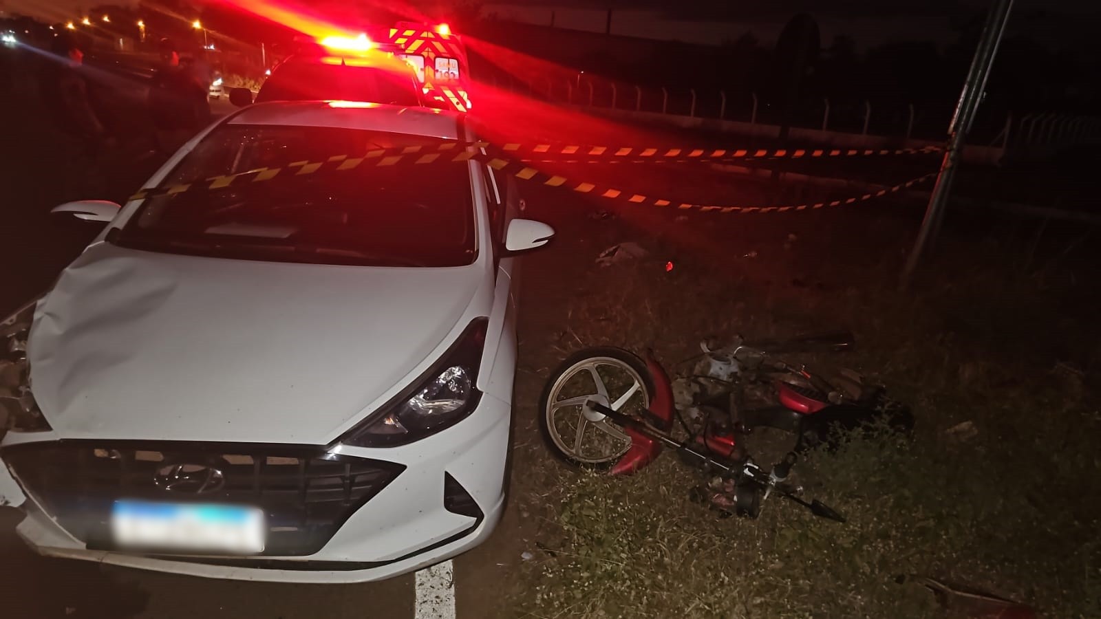 Mulher morre e homem fica gravemente ferido em acidente no interior do Piauí