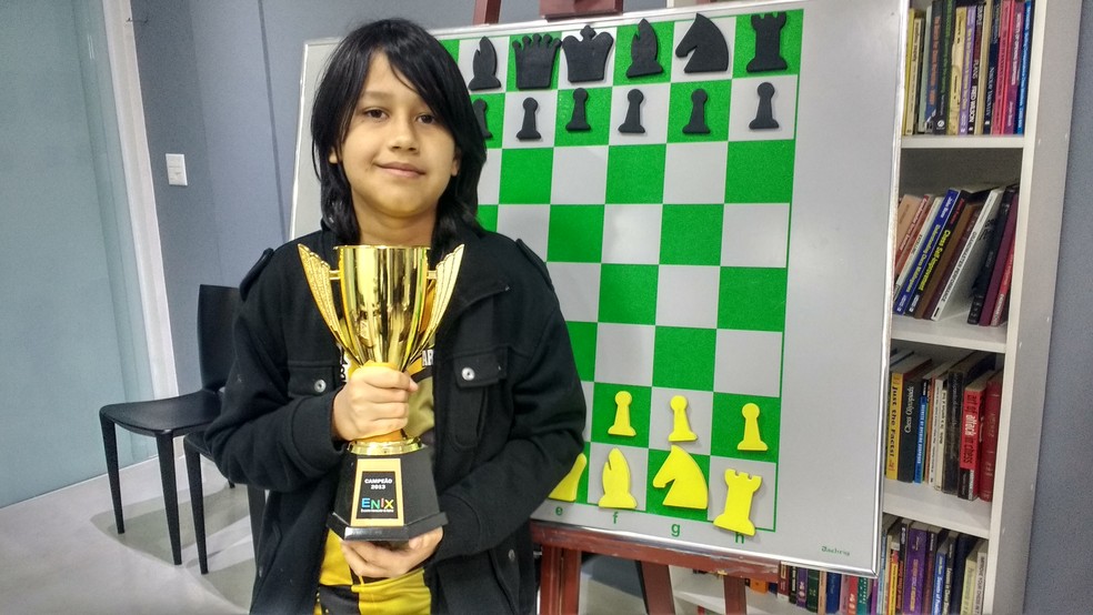 Aluno de Ceilândia cria vaquinha para participar de Mundial de Xadrez