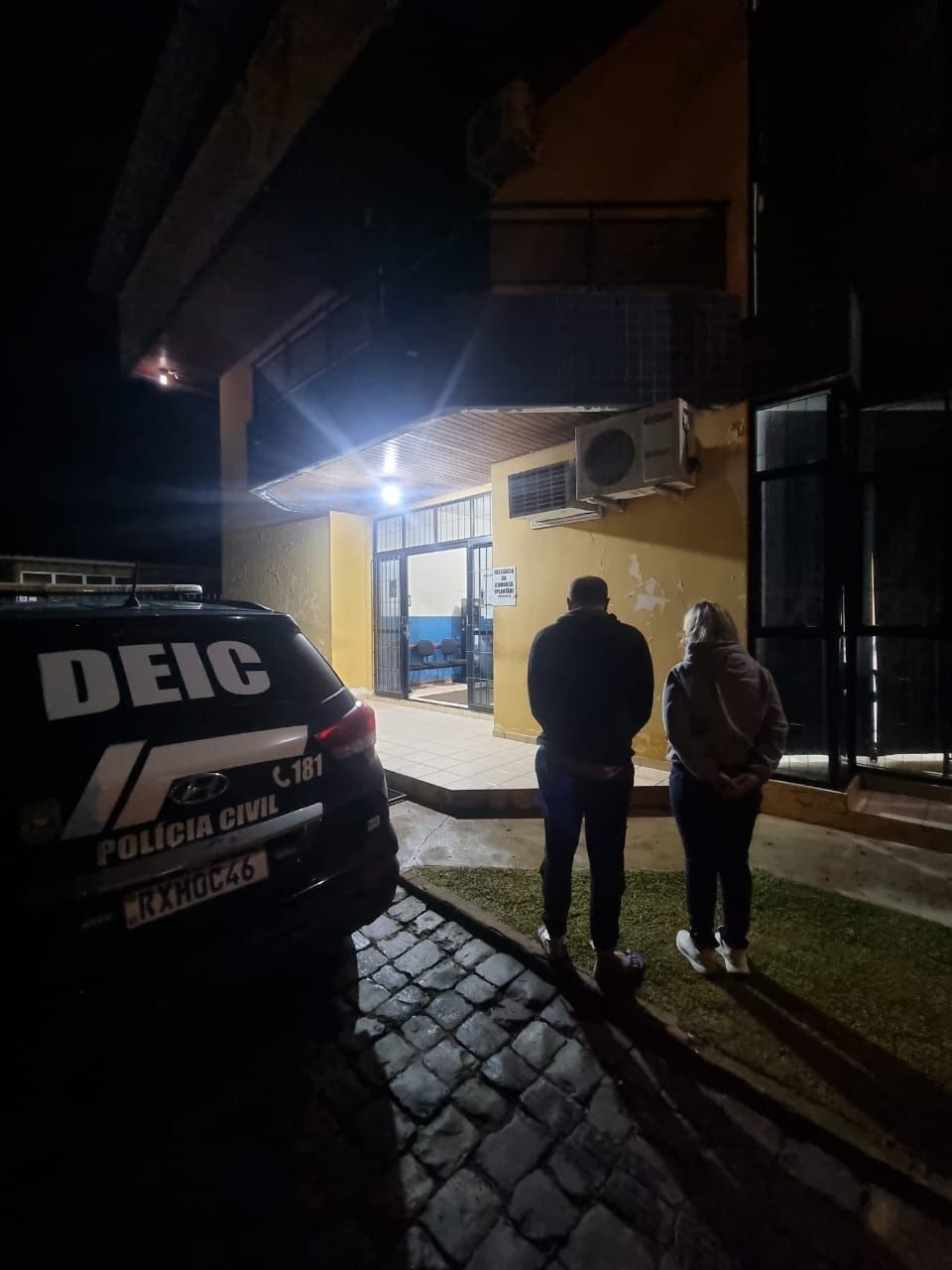 Pai, mãe e dois filhos são condenados por participação em assalto a banco com reféns em SC