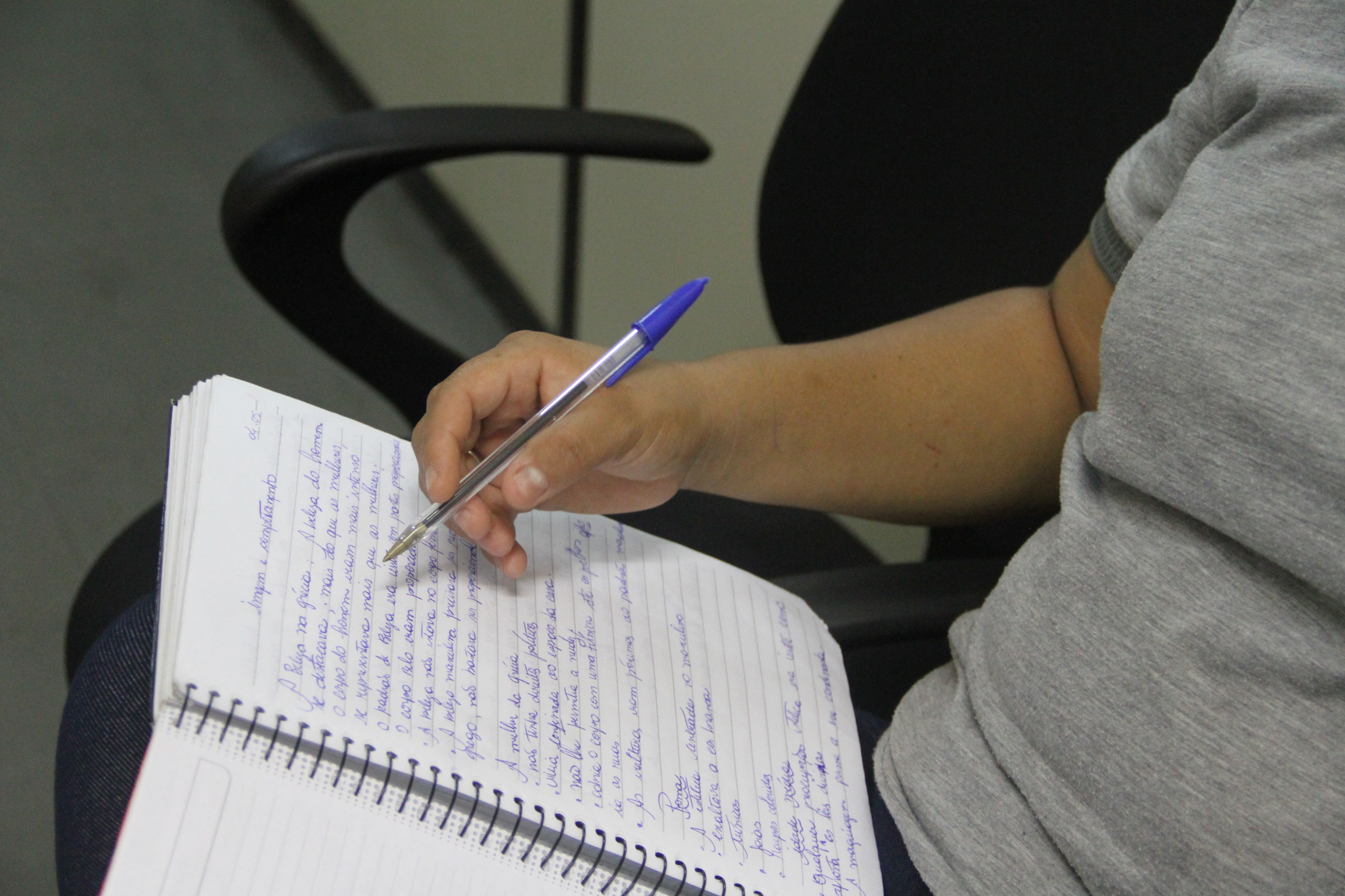 Lei cria programa de permanência com auxílio financeiro para universitários na Paraíba