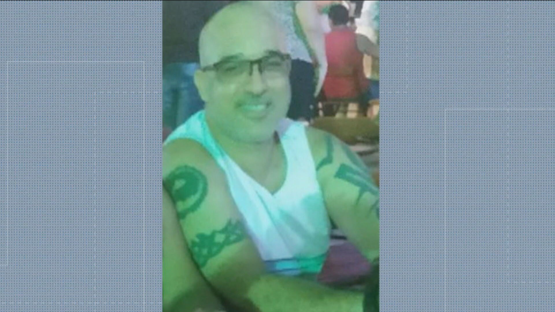 Passageiro morto após ser baleado dentro de ônibus do BRT era gerente de farmácia e deixa cinco filhos: 'Só queria ser feliz', diz genro