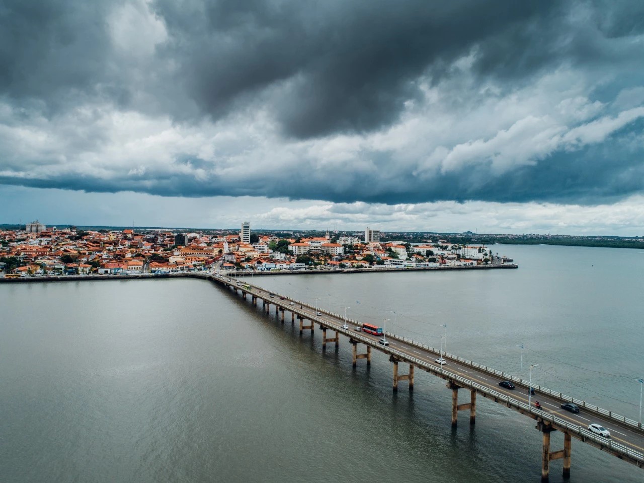 IMNET emite alerta de chuvas intensas para São Luís e mais 165 cidades do MA; veja quais