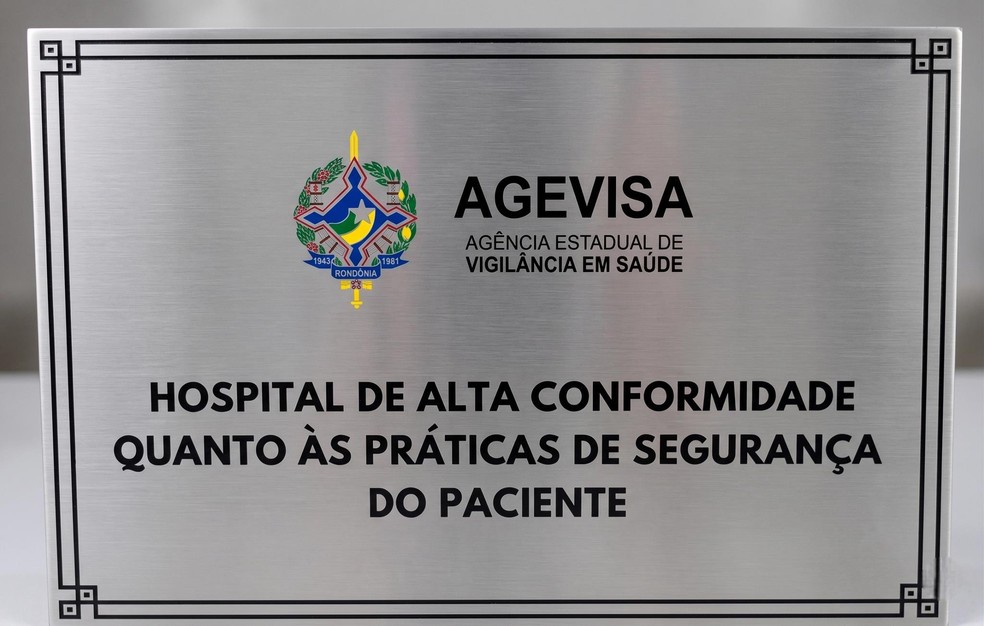 Imagem ilustrativa da Placa que foi recebida pelo Hospital dos Acidentados. &mdash; Foto: Divulga&ccedil;&atilde;o