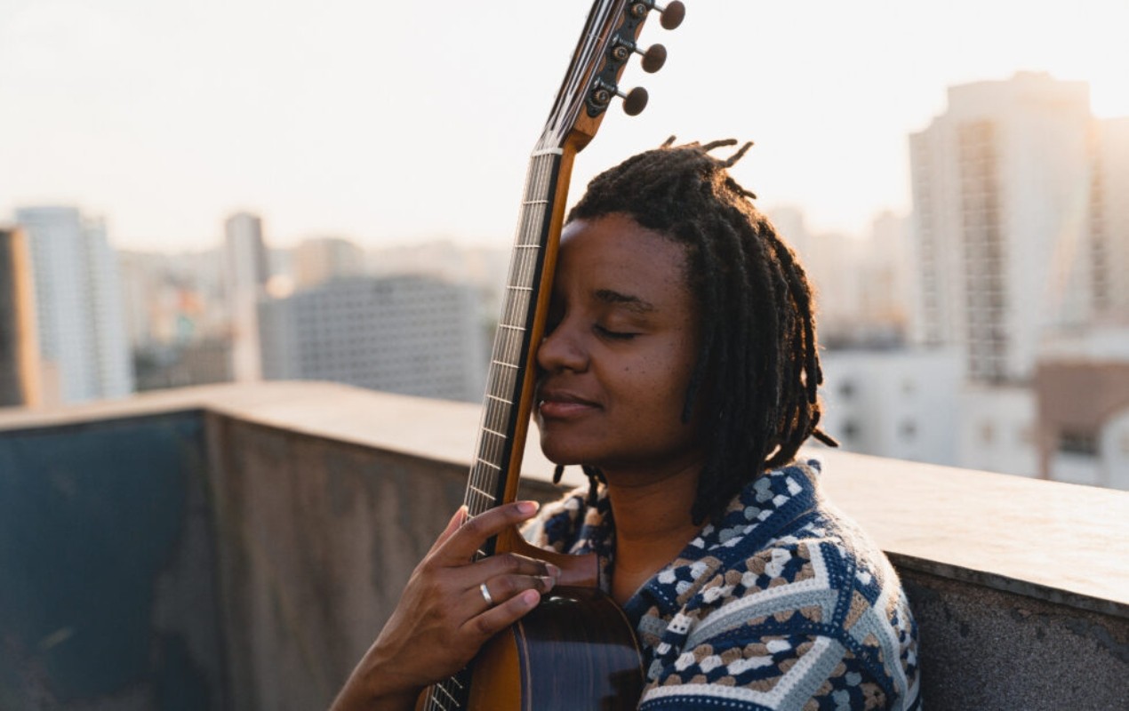 Violinista do interior de SP, primeira da Forbes Under 30, se apresenta em Tatuí: 'Voltar para casa'