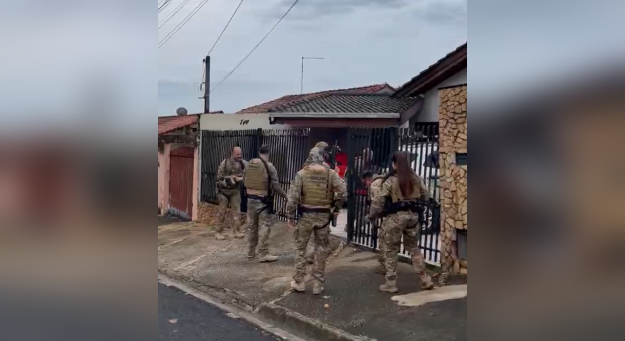 Polícia Civil prende grupo com mais de 10 pessoas em operação contra tráfico de drogas em Sorocaba 