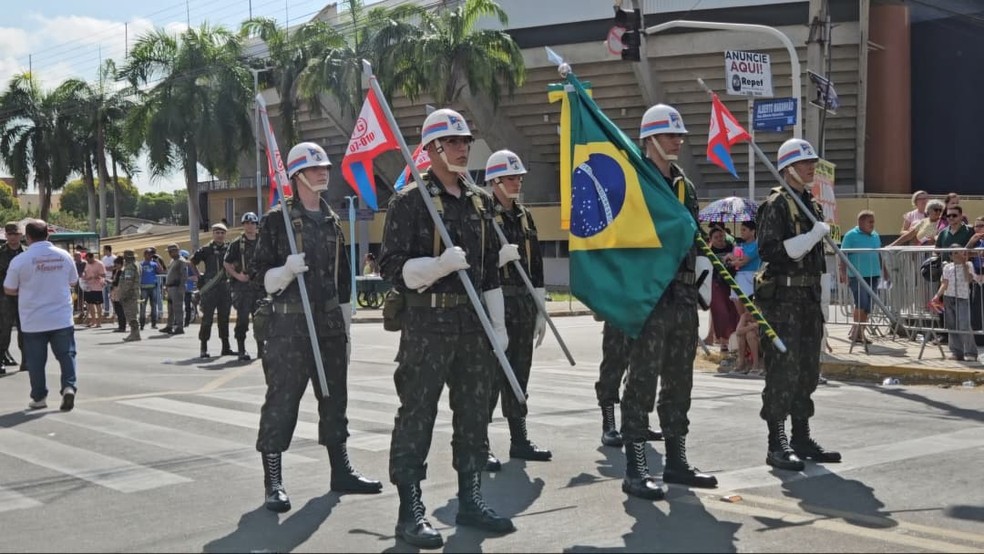Desfile cívico em Mossoró — Foto: Antônio Dias / Inter TV Costa Branca