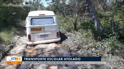 Van escolar atolada há uma semana complica a vida de alunos em Paranã