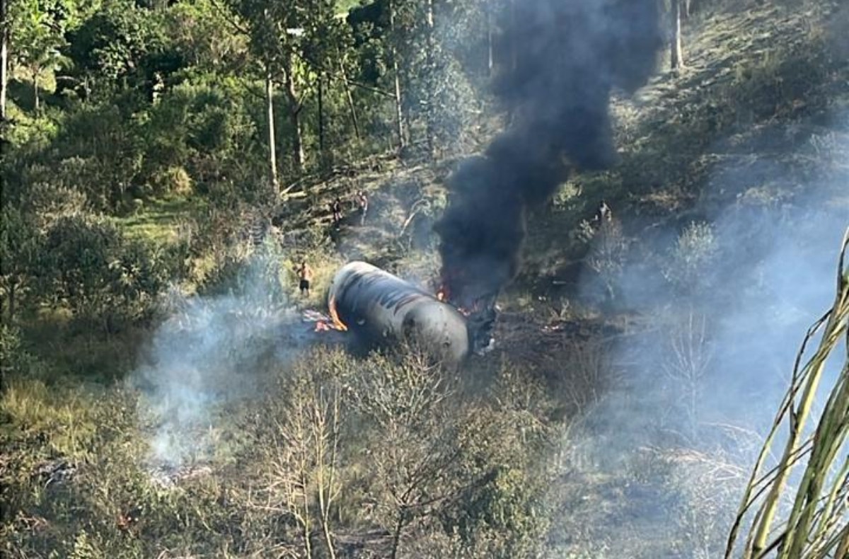 Entenda o acidente: explosão de carreta com gás mata dois e deixa feridos na Via Dutra, em Barra Mansa 