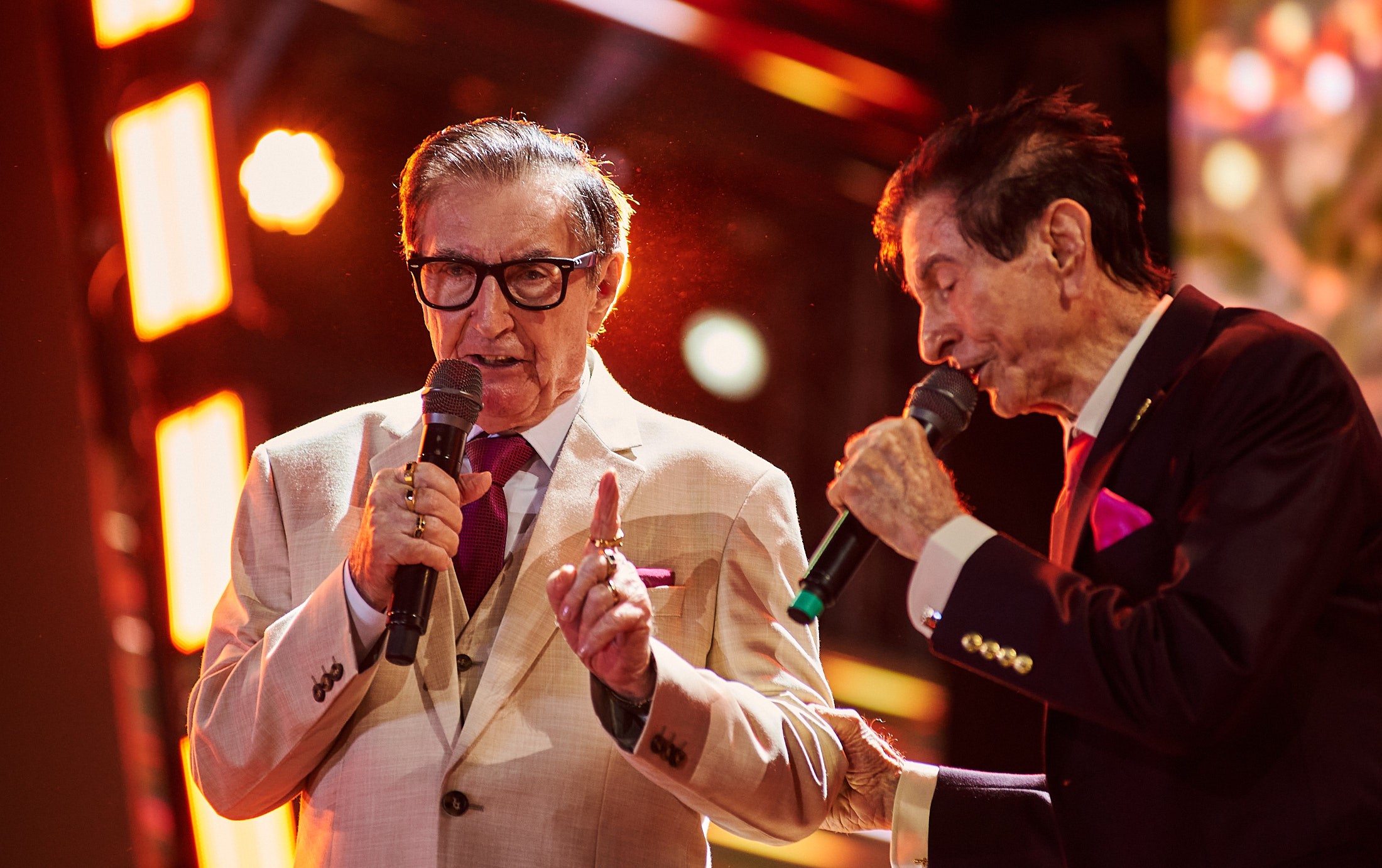 Trio Parada Dura e Lourenço & Lourival cantam história do sertanejo raiz em show na Festa do Peão de Barretos
