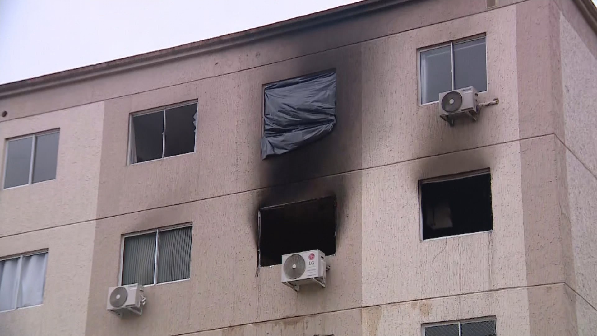 Moradora que ficou com 50% do corpo queimado após explosão em condomínio segue internada em estado grave no RS