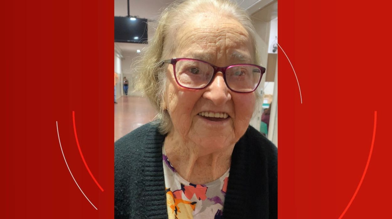 Aos 99 anos, eleitora faz questão de votar no segundo turno em Araraquara: “Estou felicíssima”