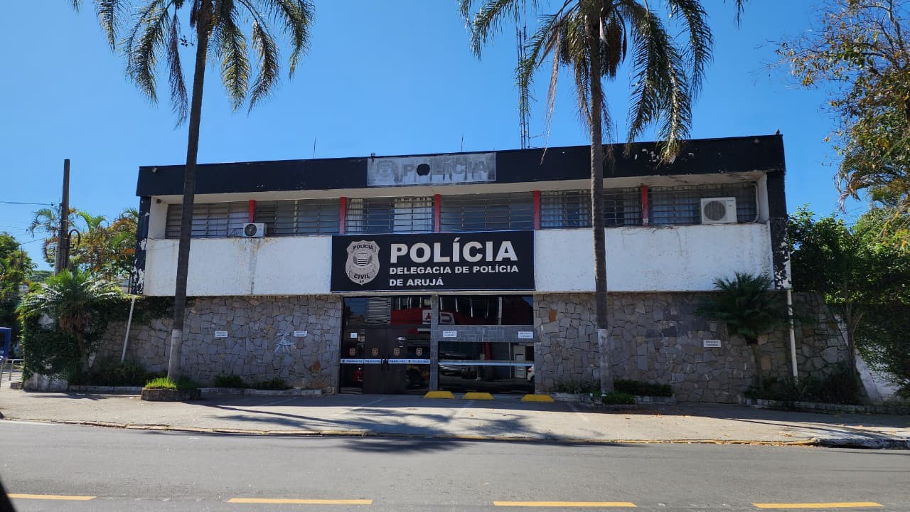 Ciclista morre atropelado por ônibus intermunicipal em Arujá