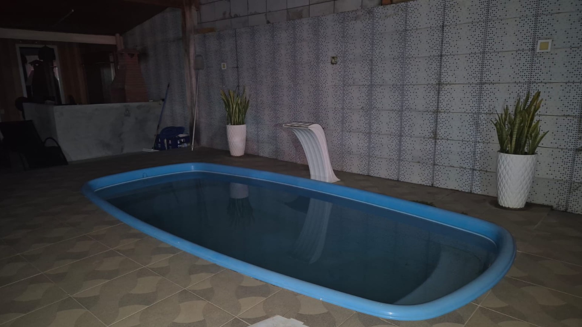 Criança de dois anos morre afogada em piscina em Paragominas, no PA