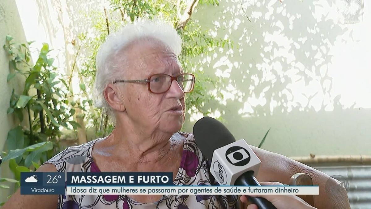 Une vidéo montre des soupçons de se faire passer pour des agents de santé pour voler une femme de 81 ans à Ribeirão Preto, SP |  Ribeirão Preto et Franca