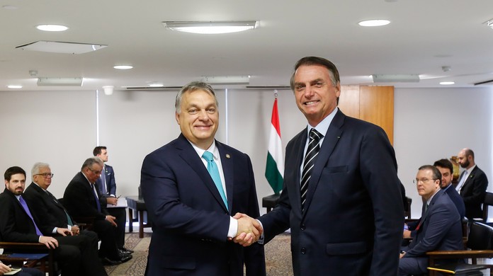 Bolsonaro na embaixada da Hungria: entenda a liga&ccedil;&atilde;o do ex-presidente com Viktor  Orb&aacute;n, o primeiro-ministro h&uacute;ngaro | Mundo | G1