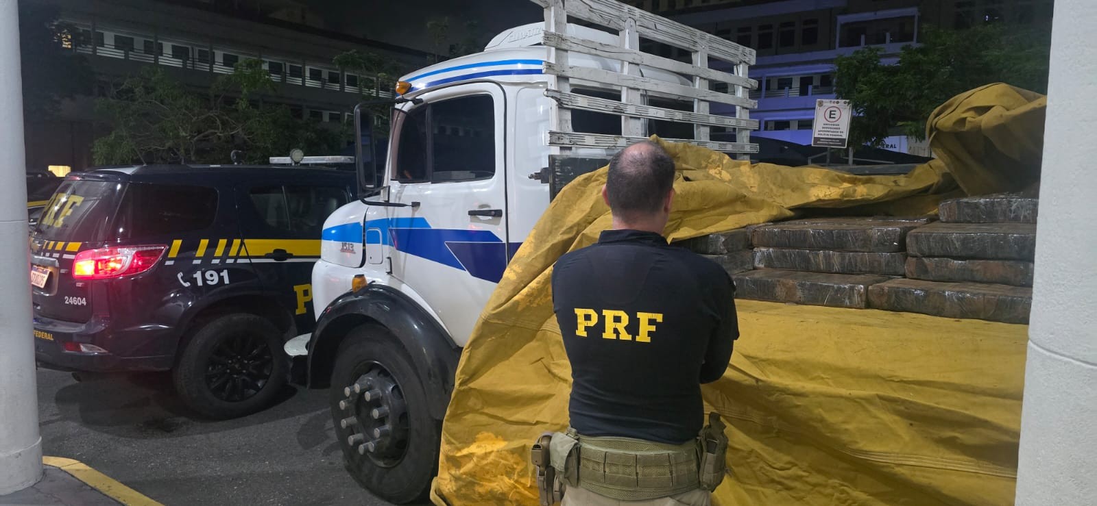 Homem é preso com 1,5 tonelada de maconha na Serra das Araras, em Piraí