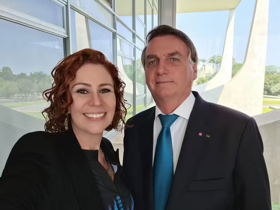 Carla Zambelli e Jair Bolsonaro — Foto: Reprodução — Foto: Foto: Reprodução